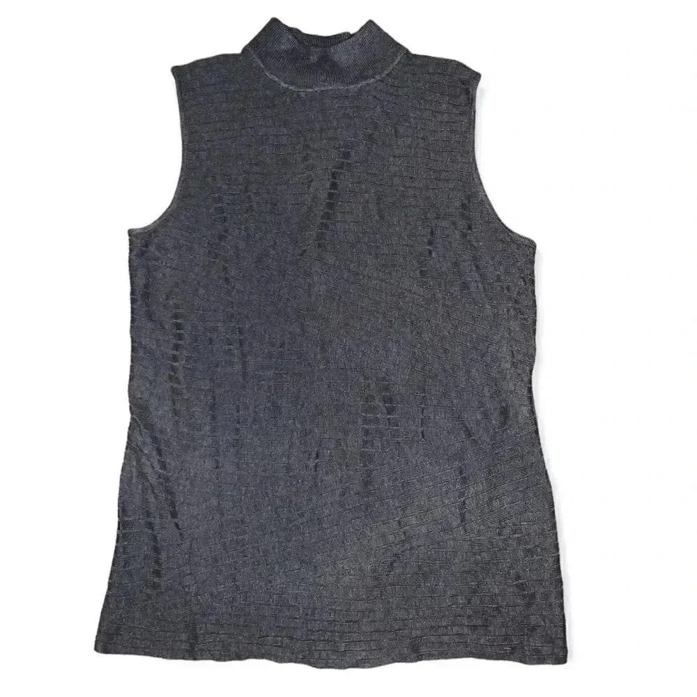 3/$15 SALE Dana Buchman turtle neck tank